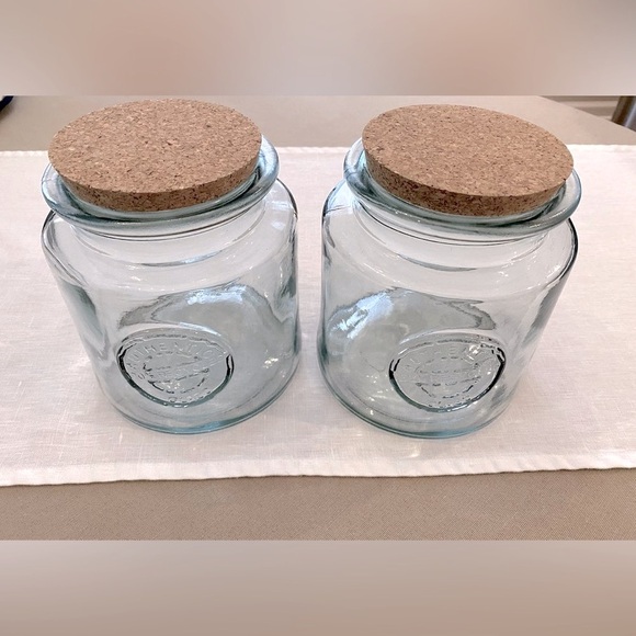 (2) Jars with Cork Lids. - Picture 2 of 8